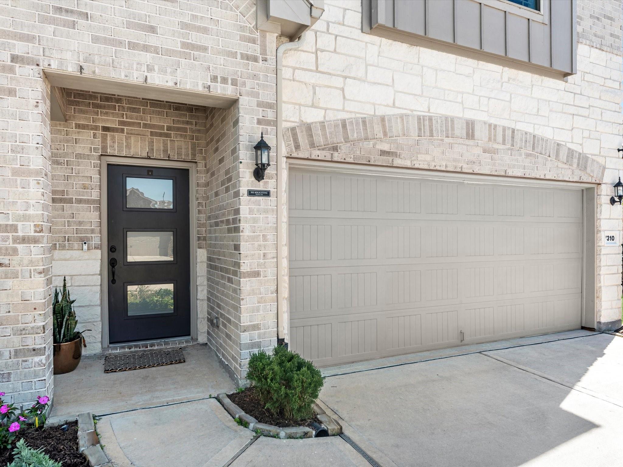 7310 Kingbird Cove Court