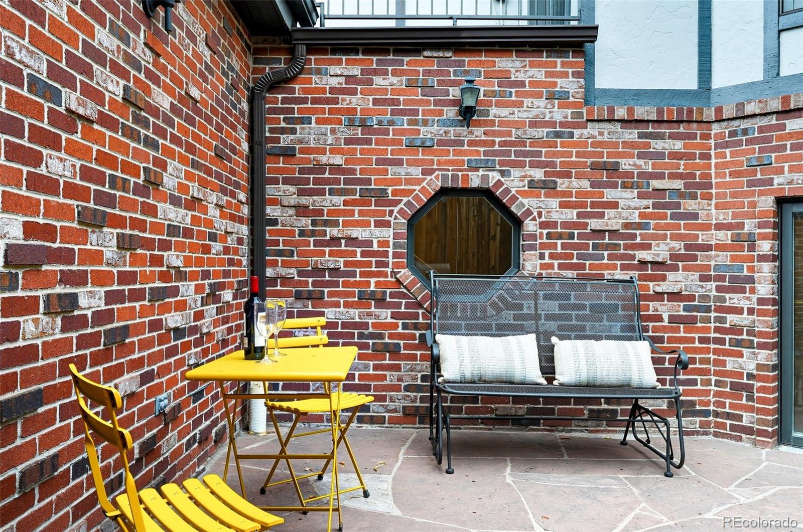 358 Steele Street