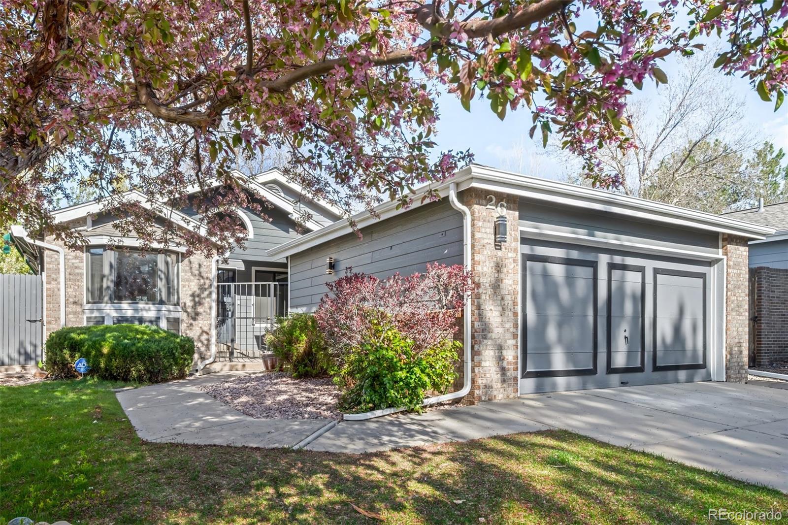 8080 E Dartmouth Avenue Unit: 26