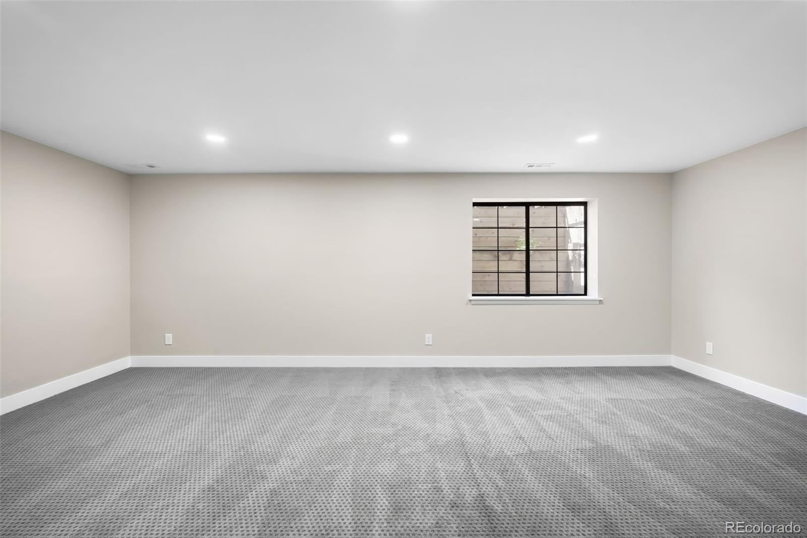 8080 E Dartmouth Avenue Unit: 26
