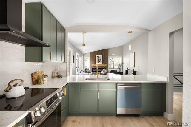 8080 E Dartmouth Avenue Unit: 26