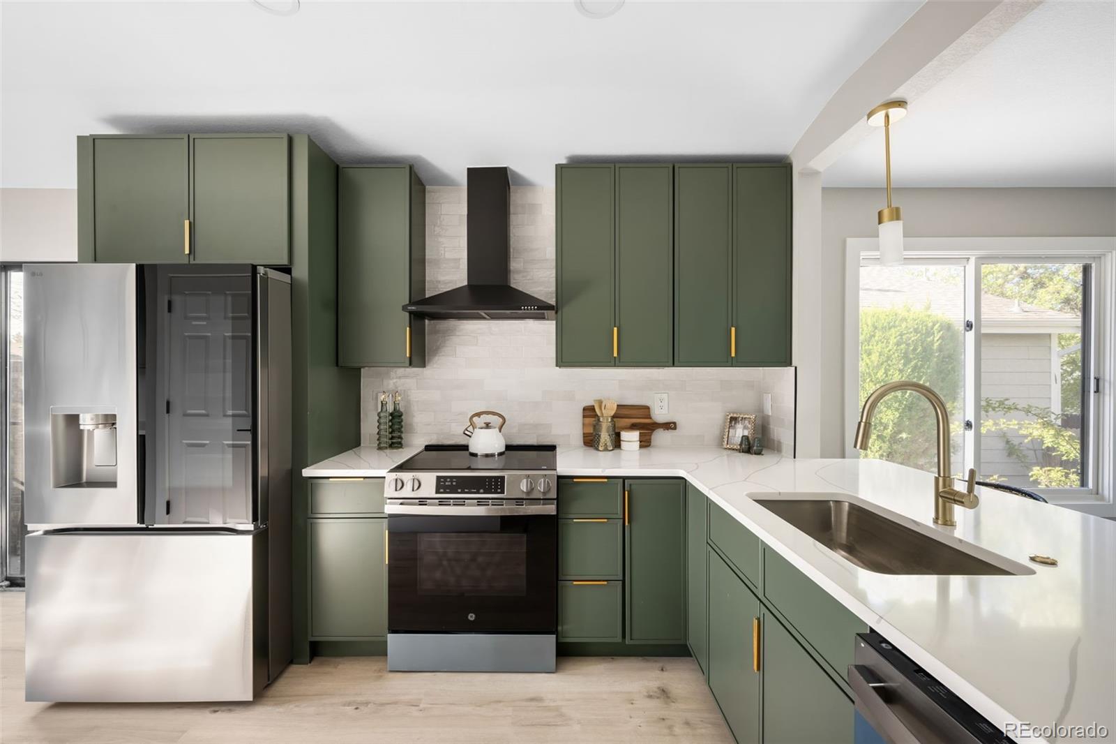 8080 E Dartmouth Avenue Unit: 26