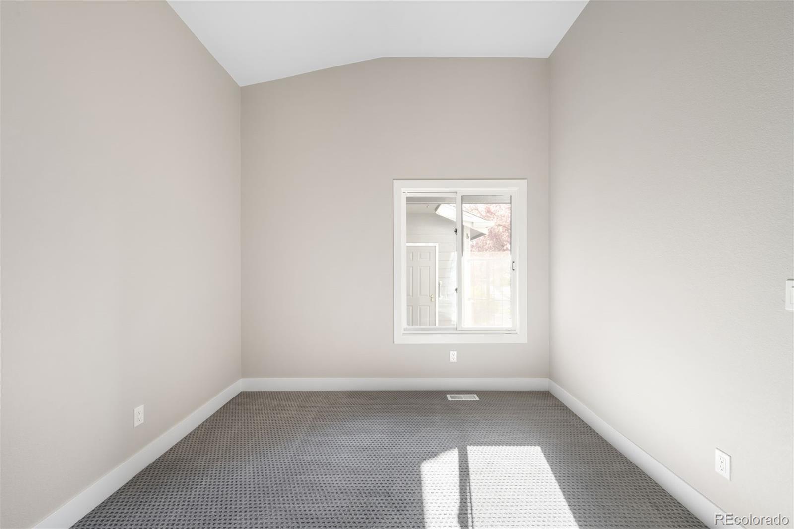 8080 E Dartmouth Avenue Unit: 26