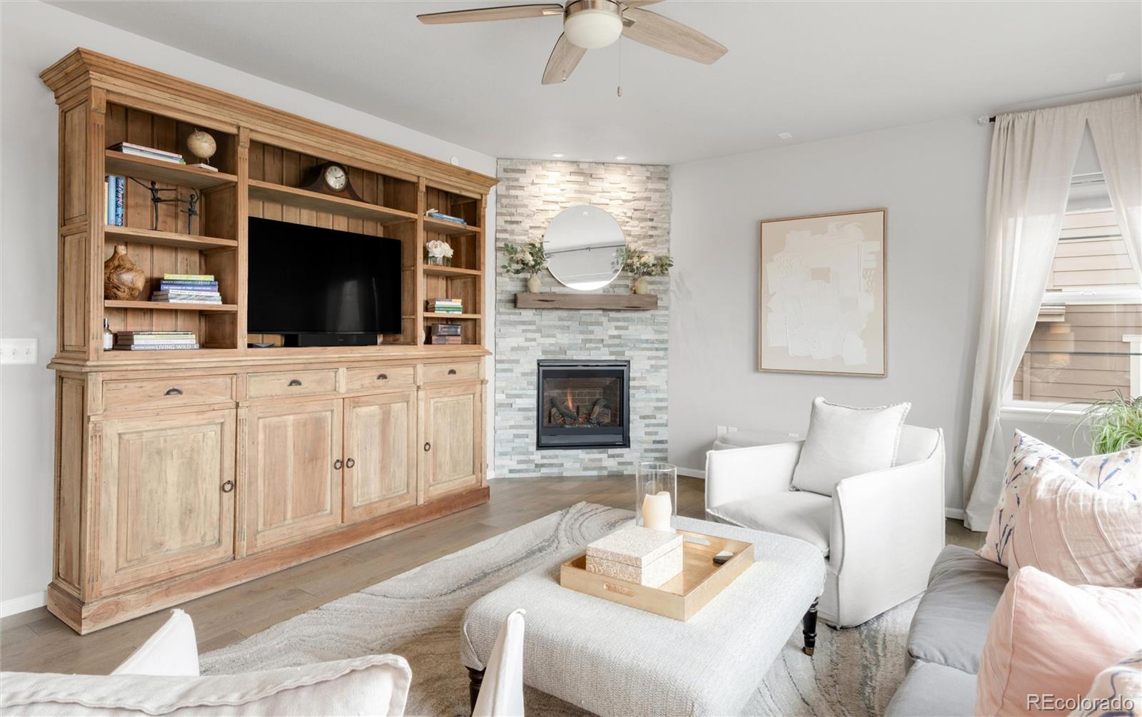 4765 W 108th Place