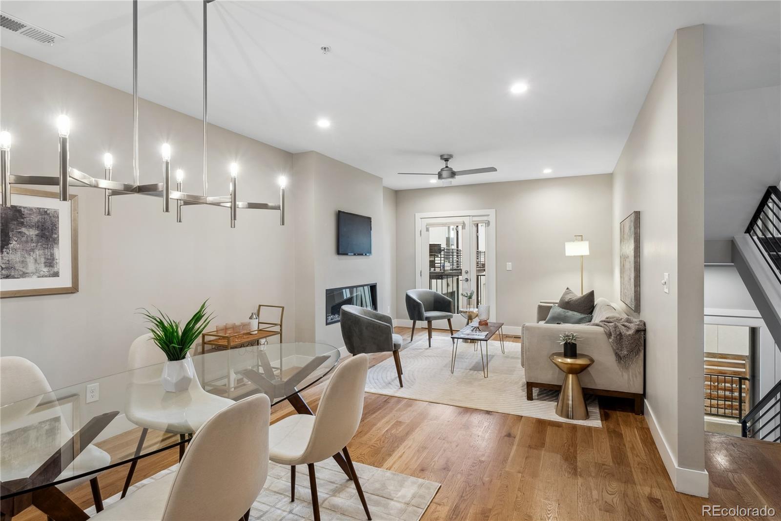 1920 Grove Street Unit: 2