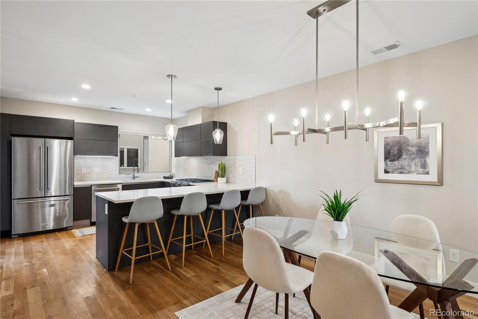 1920 Grove Street Unit: 2
