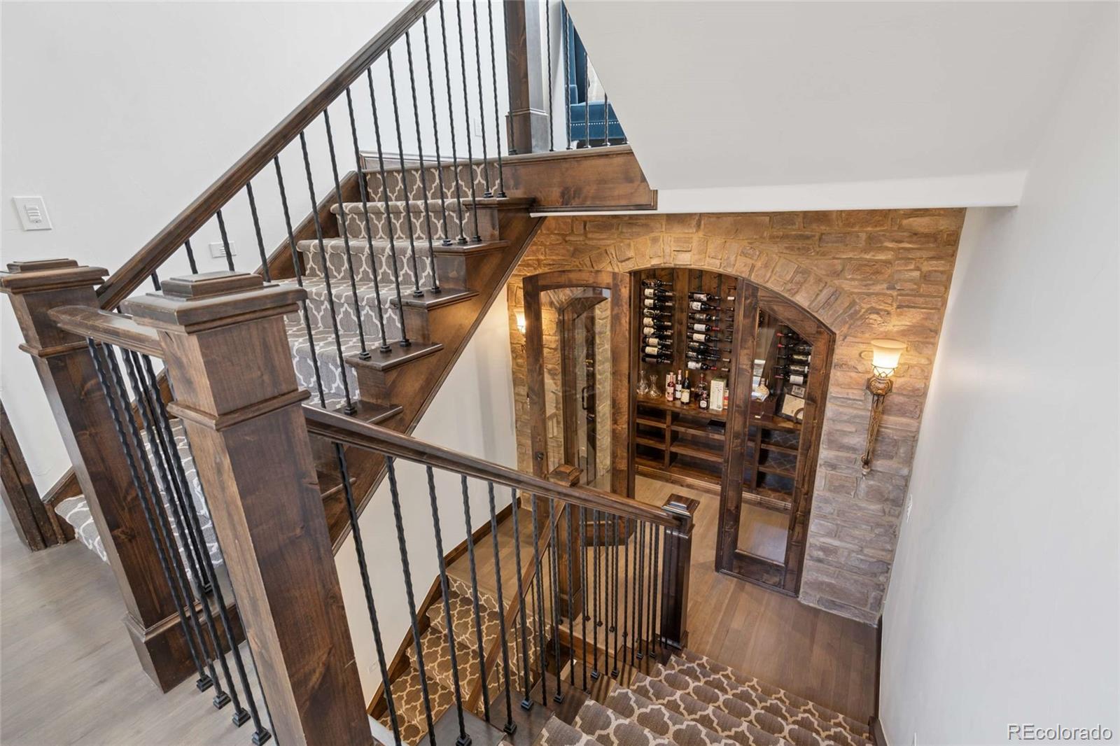 9697 Vista Hill Trail