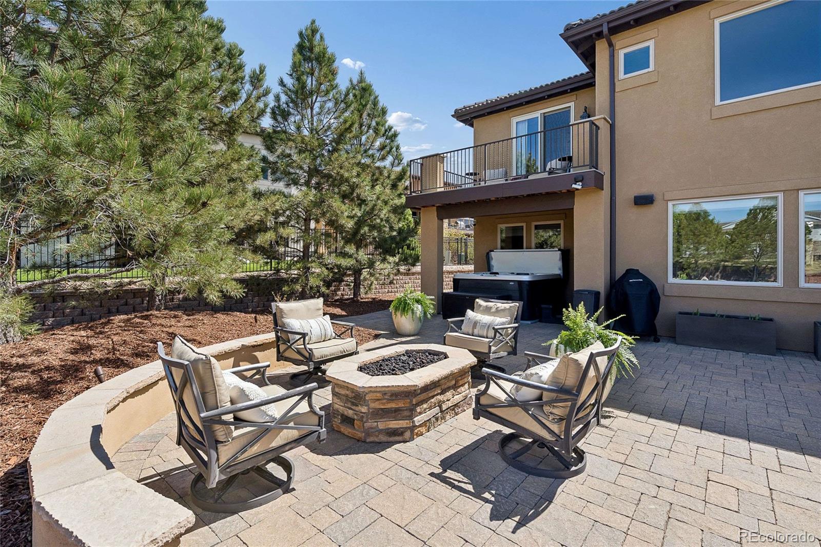 9697 Vista Hill Trail