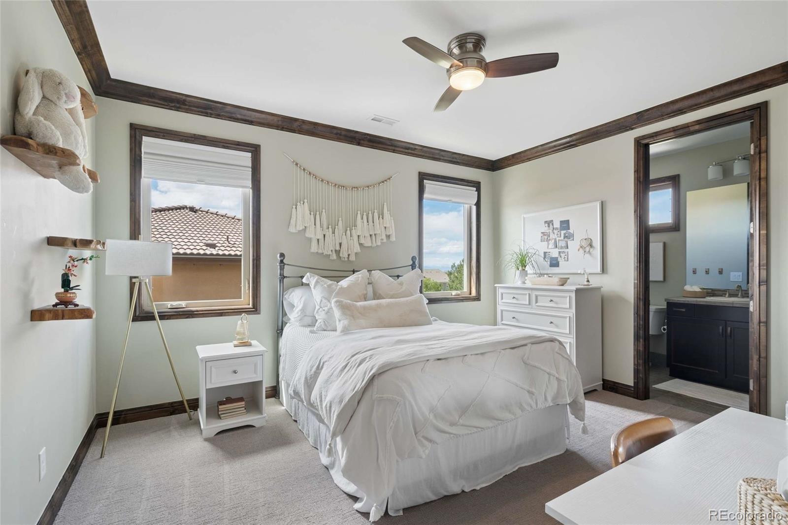 9697 Vista Hill Trail