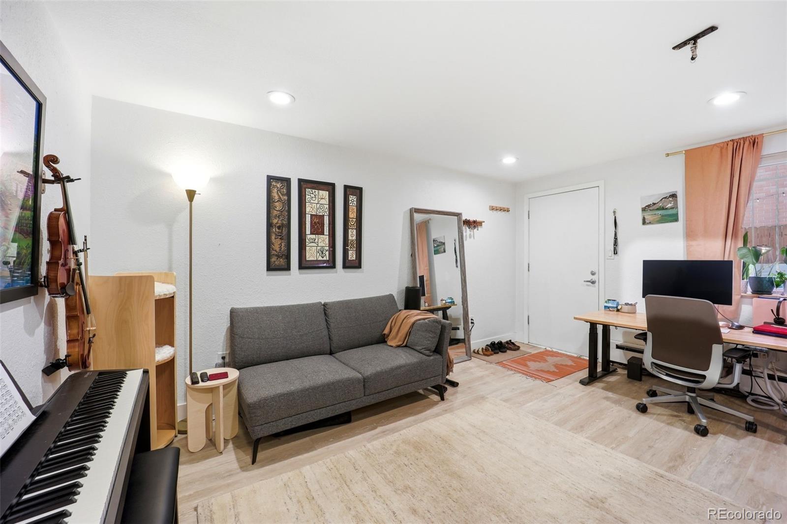 148 S Emerson Street Unit: 104