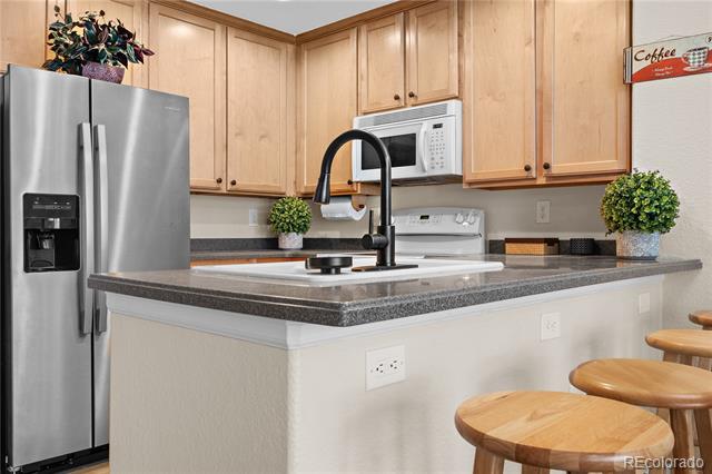 15945 E Geddes Drive Unit: 54