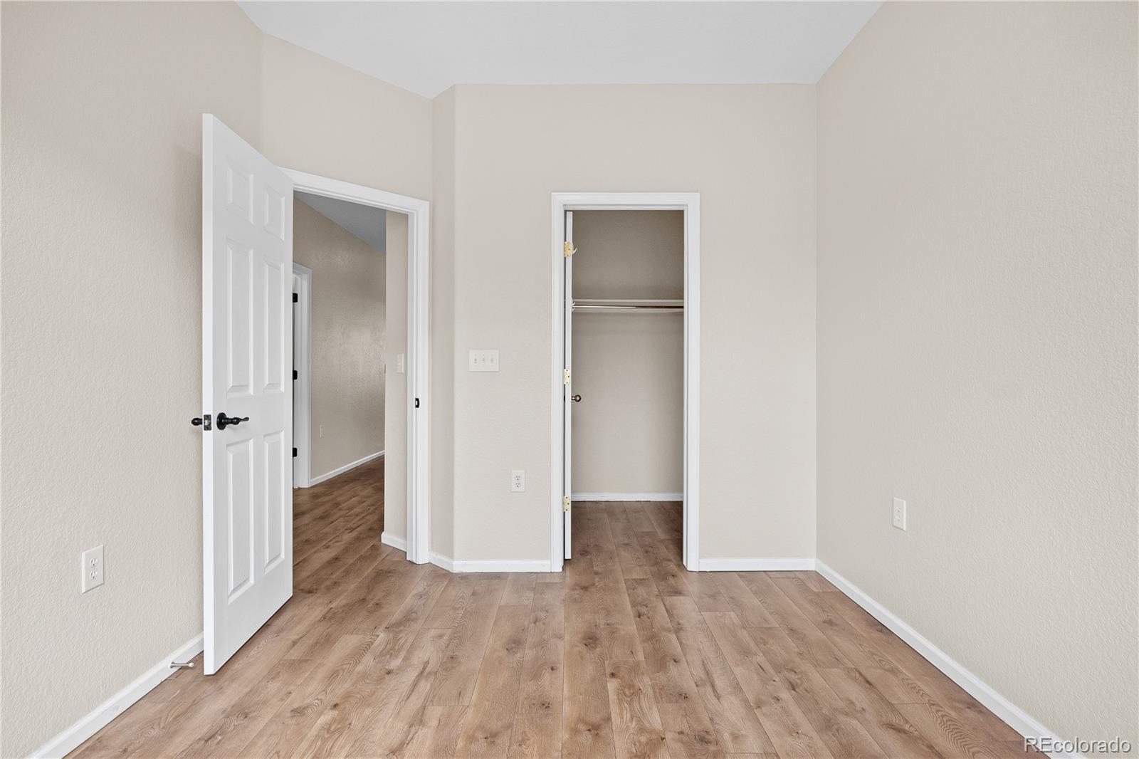 15945 E Geddes Drive Unit: 54