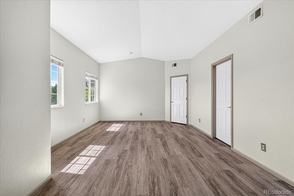 1703 Whitehall Drive Unit: 10B