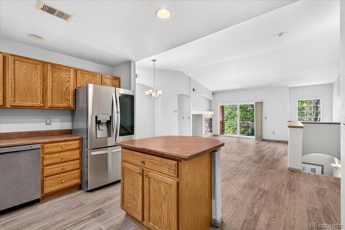 1703 Whitehall Drive Unit: 10B
