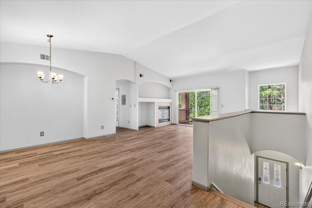 1703 Whitehall Drive Unit: 10B