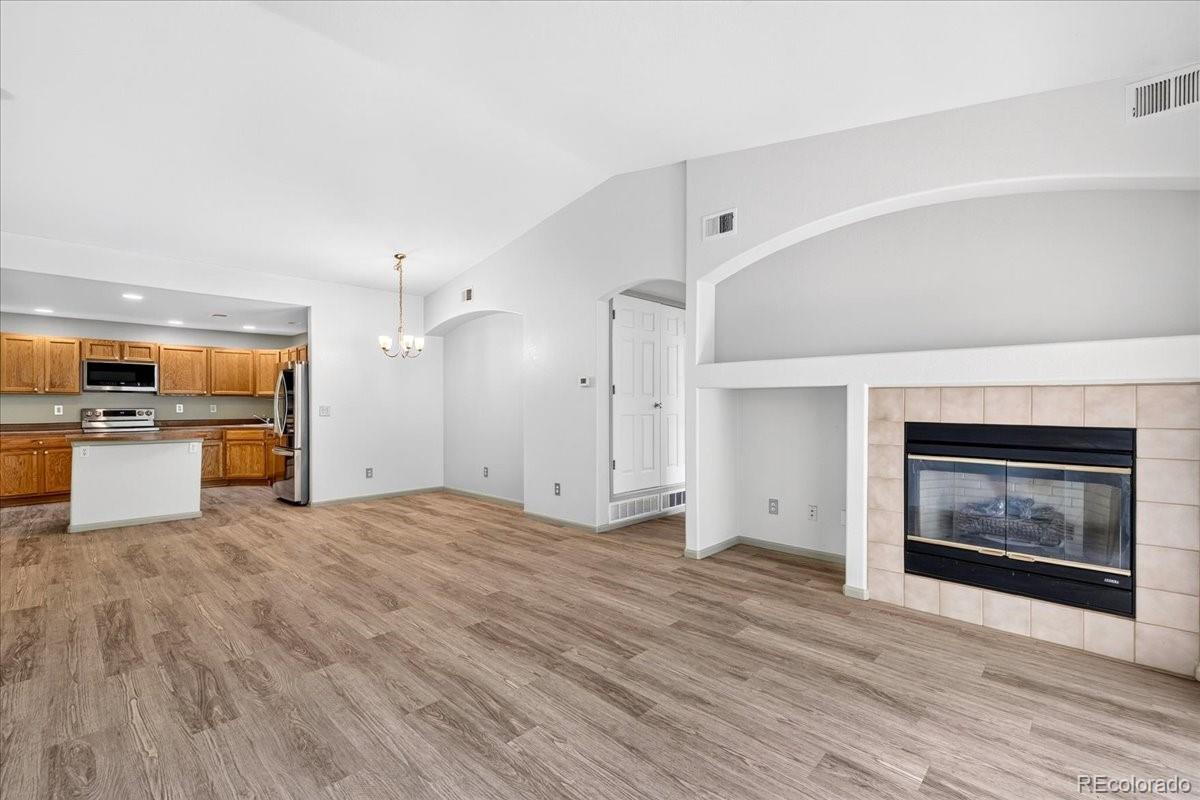 1703 Whitehall Drive Unit: 10B