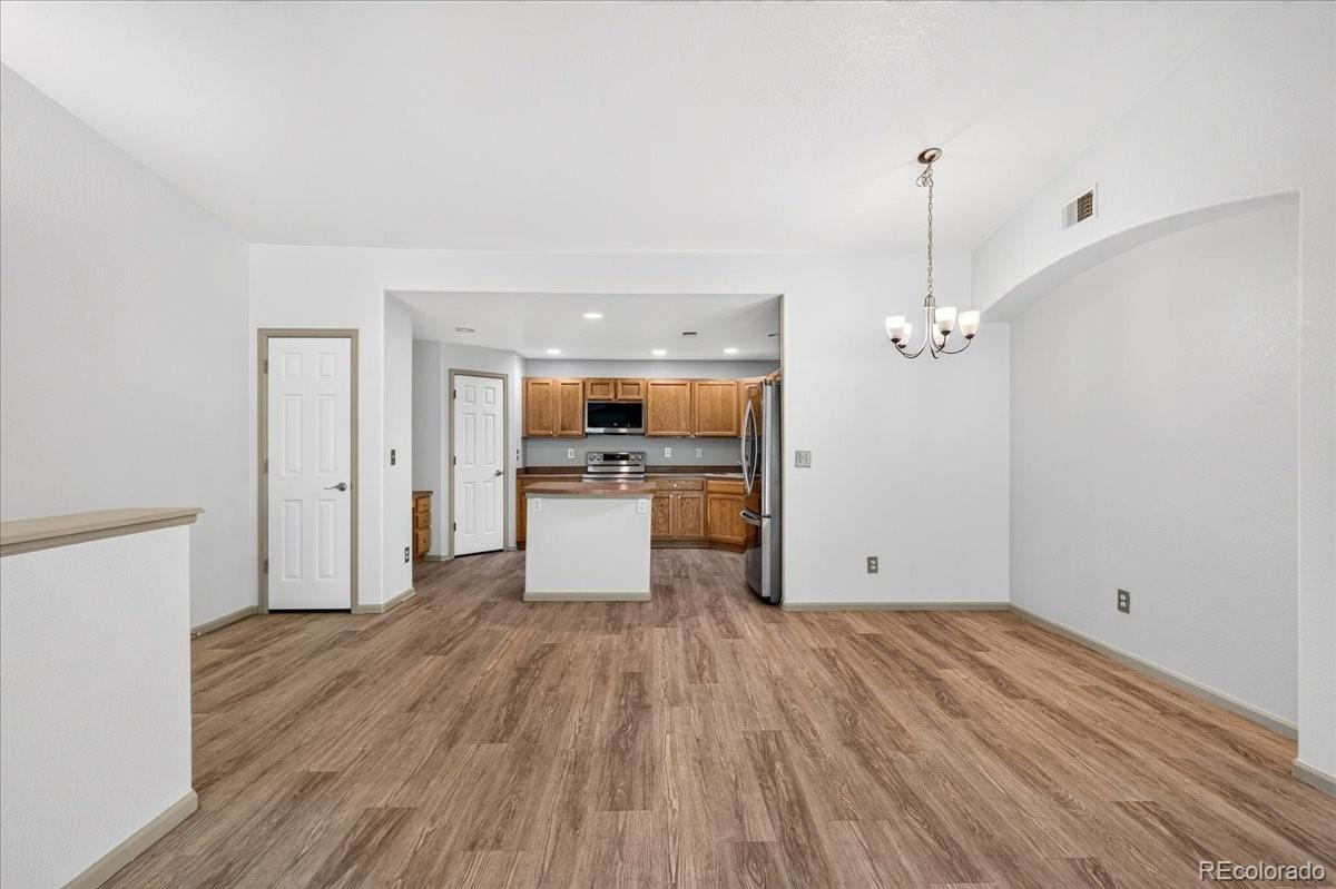 1703 Whitehall Drive Unit: 10B
