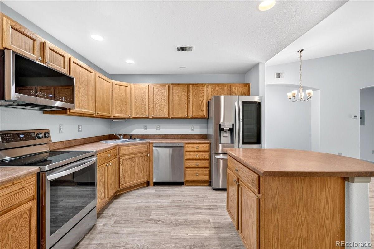 1703 Whitehall Drive Unit: 10B