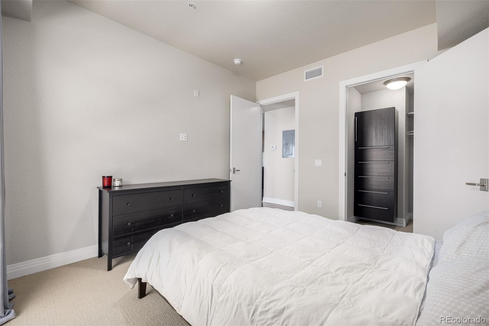 2650 Front View Unit: 205