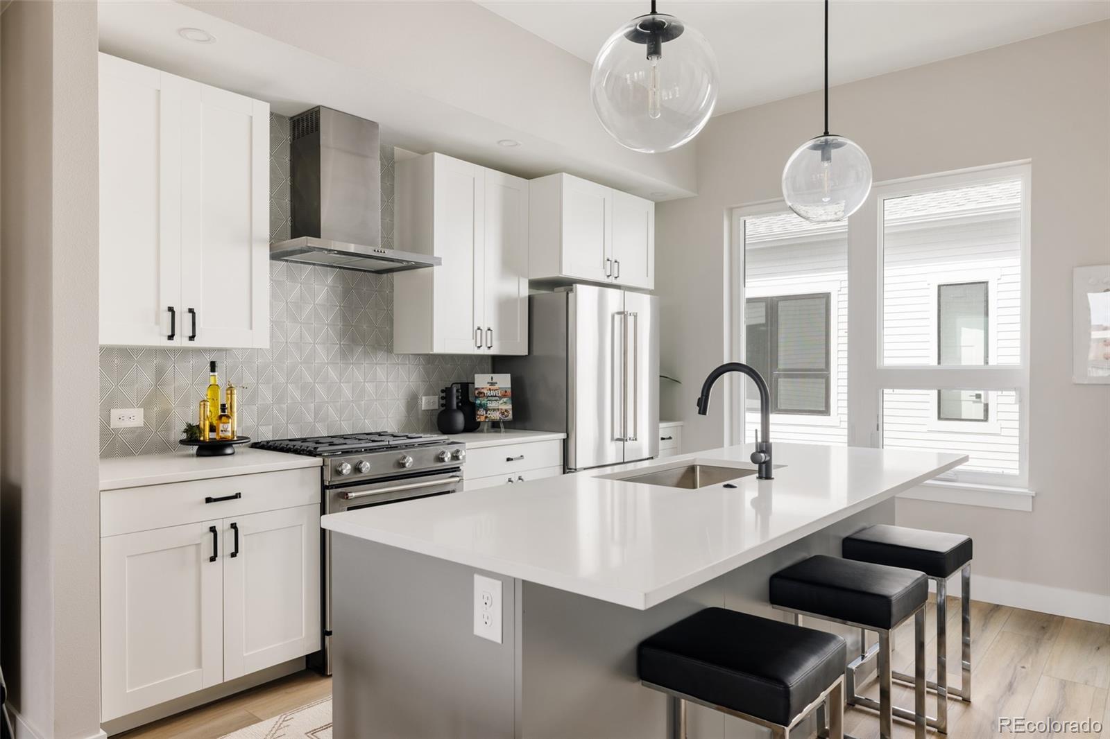 8280 E 36th Avenue Unit: 27