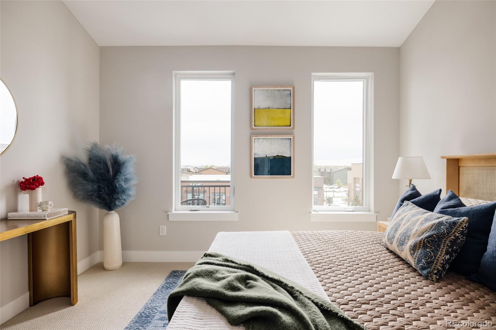 8280 E 36th Avenue Unit: 27