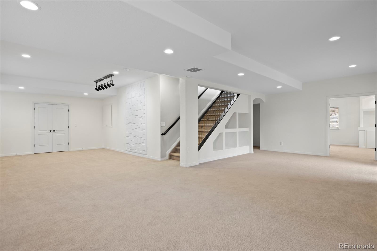 6047 Vacquero Circle