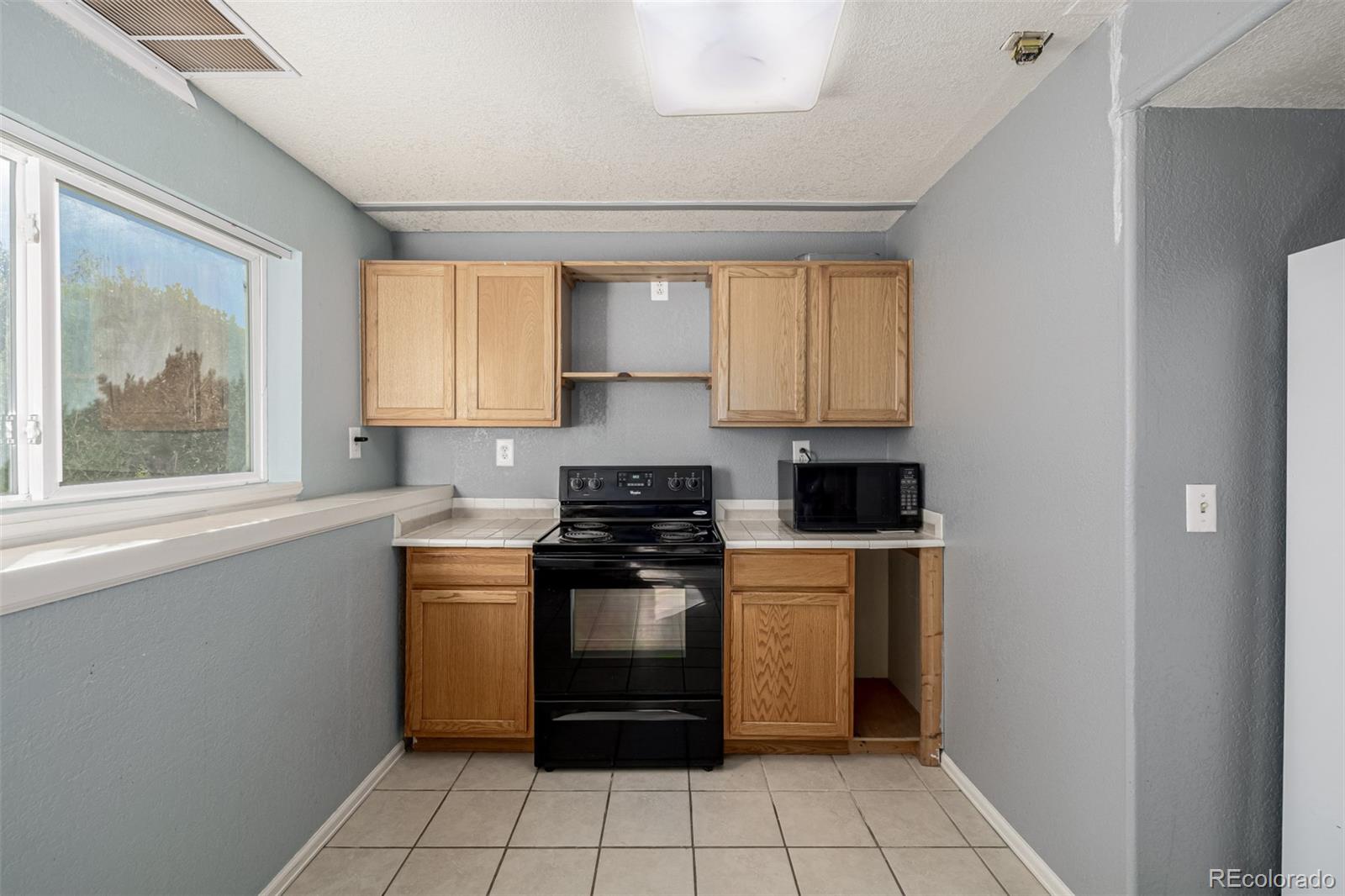 7593 E 130th Circle