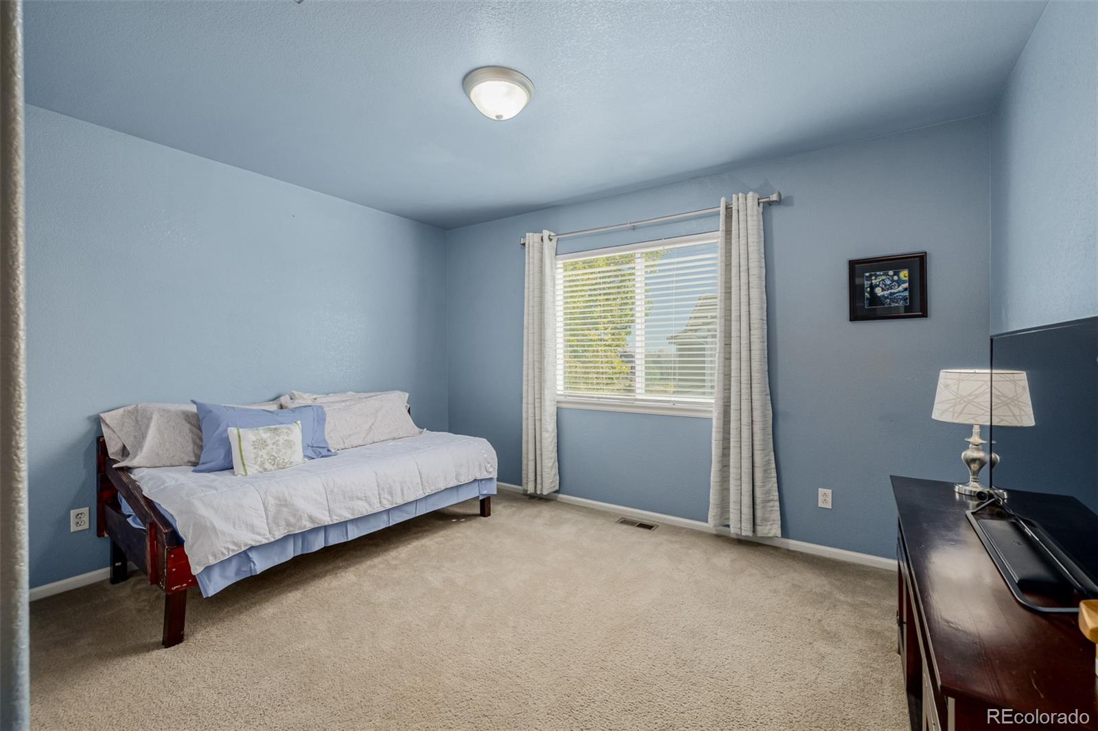 7593 E 130th Circle