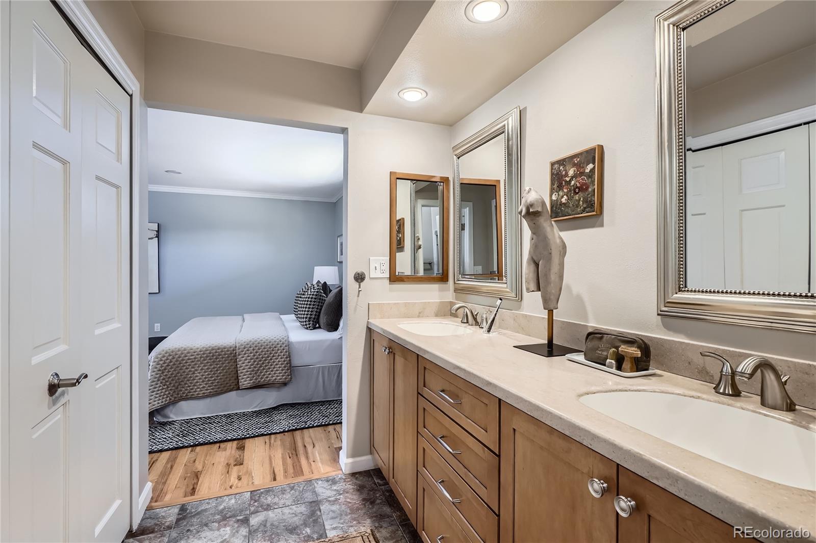 6685 Chalet Circle