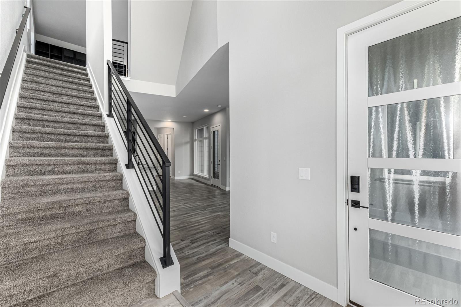 6034 N Nepal Street