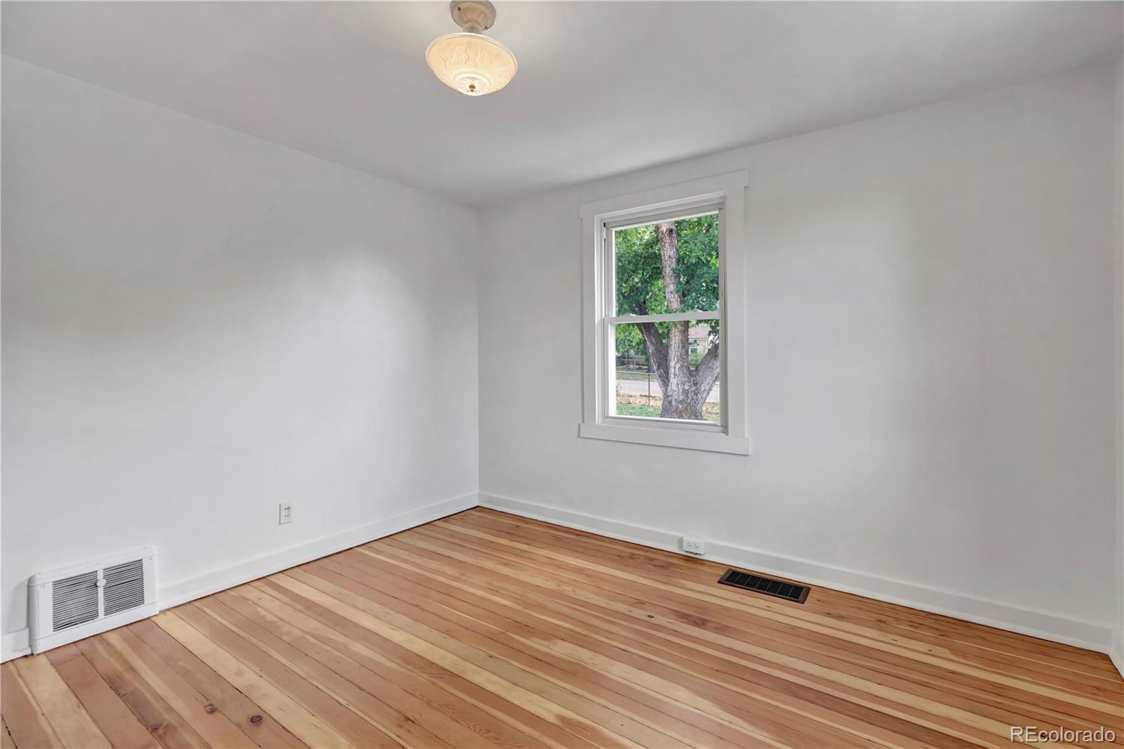 6756 Hooker Street