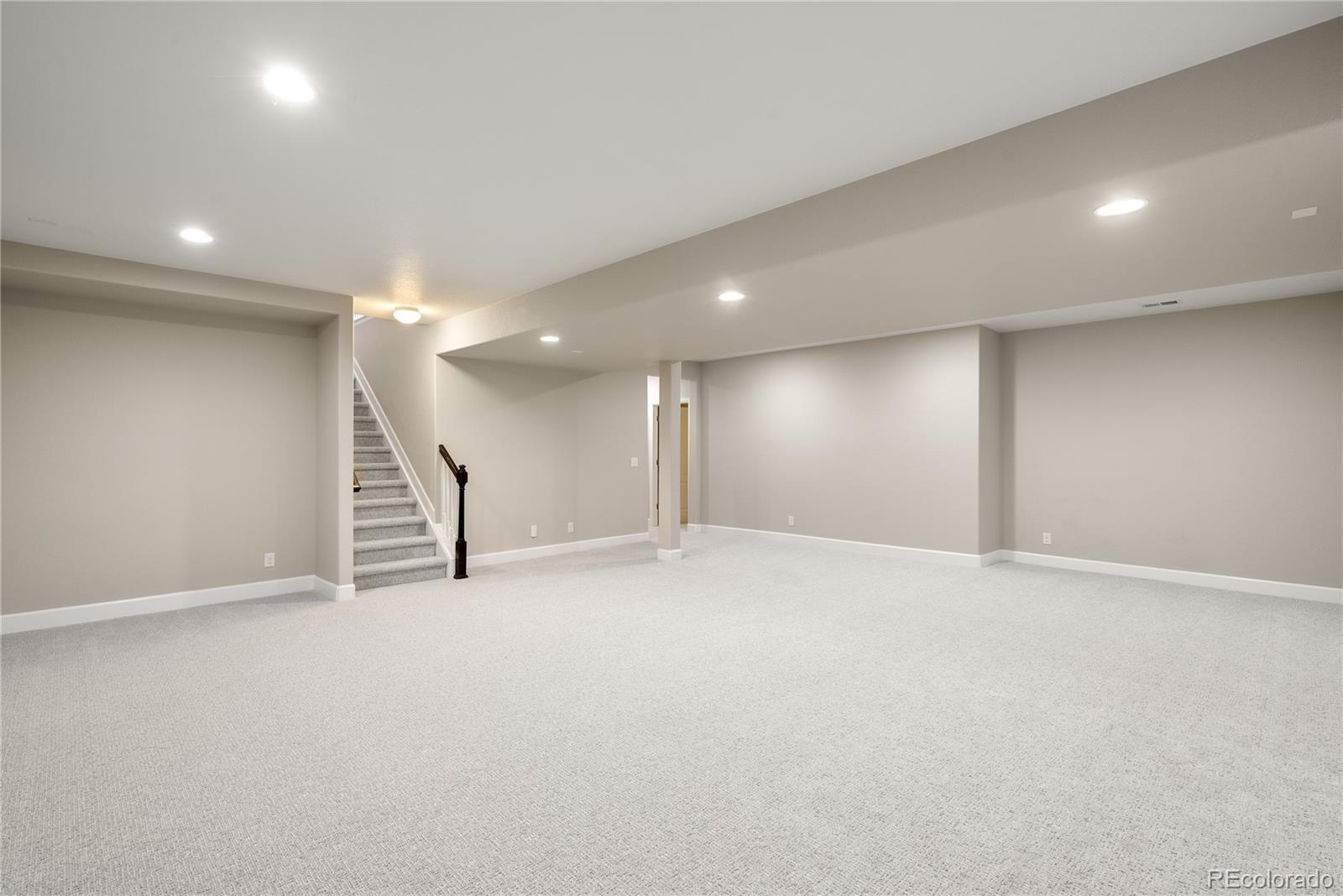 9587 Kentwick Circle