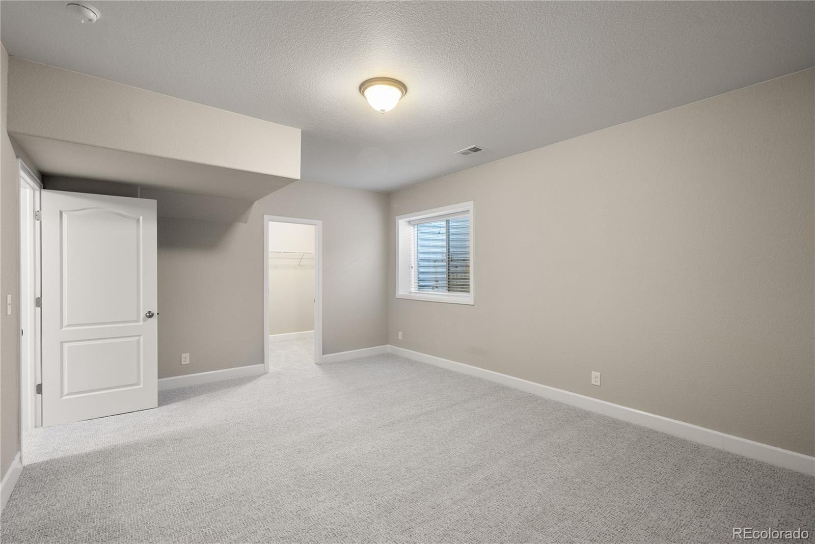 9587 Kentwick Circle