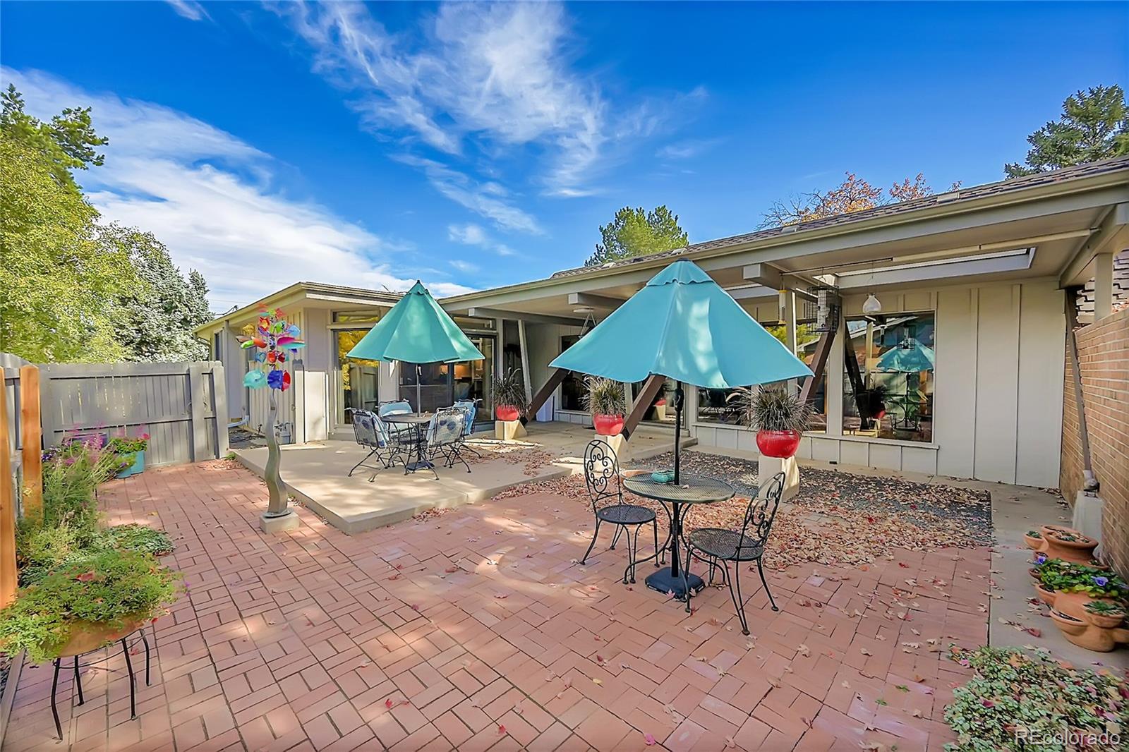 5955 W Plymouth Drive