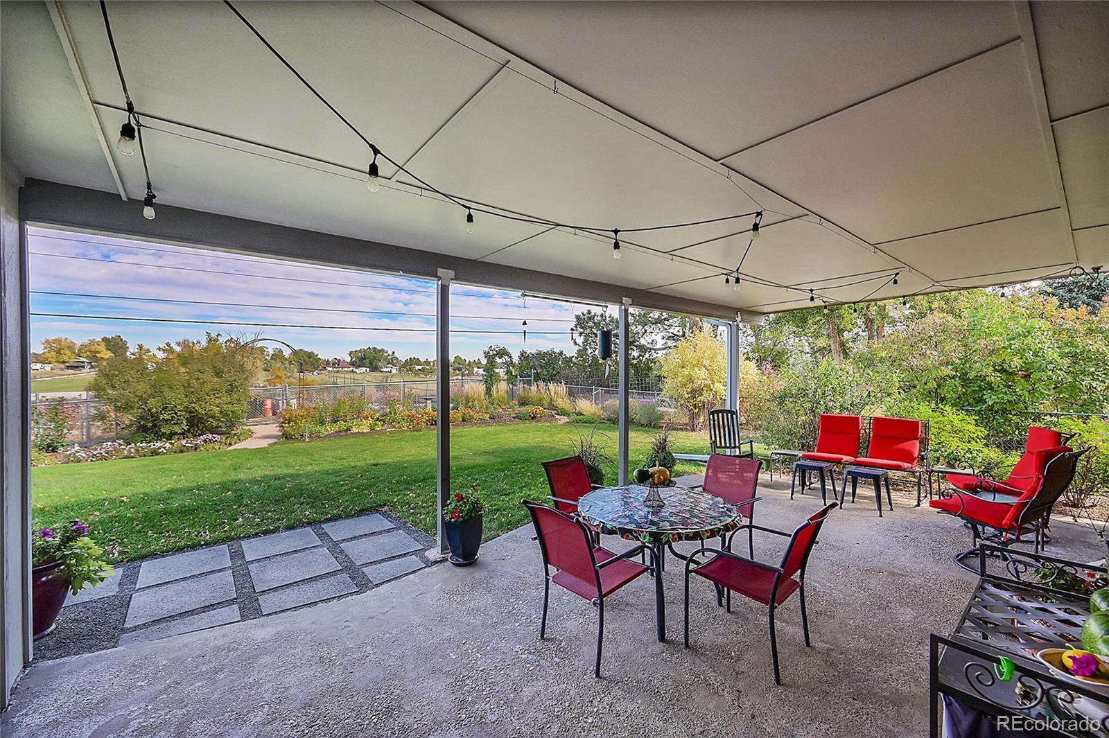 5955 W Plymouth Drive