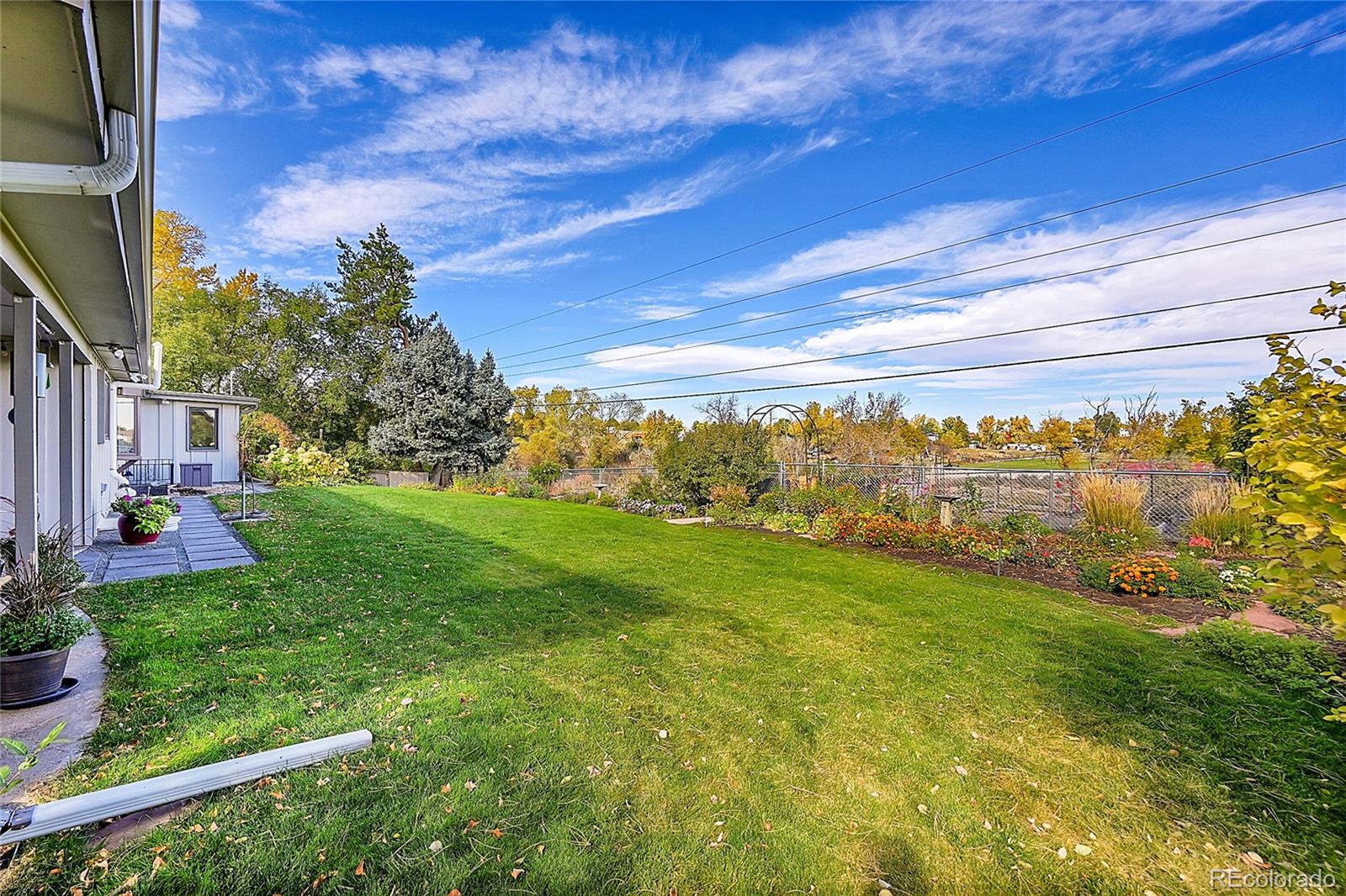 5955 W Plymouth Drive
