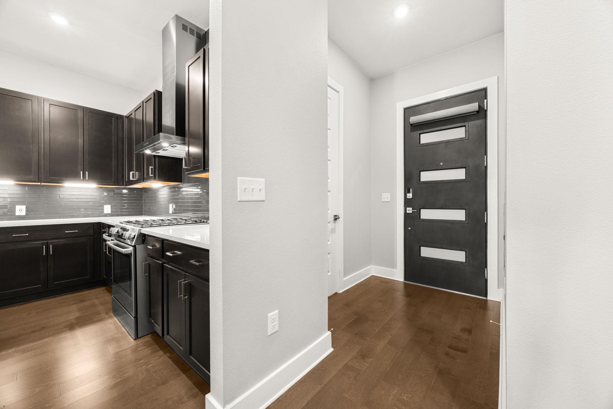 4325 Jackson Ave # 2202