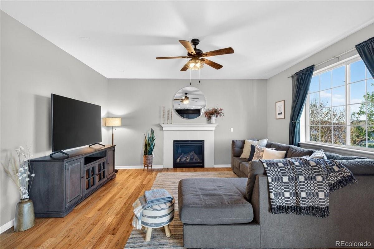 2827 Deerfoot Way