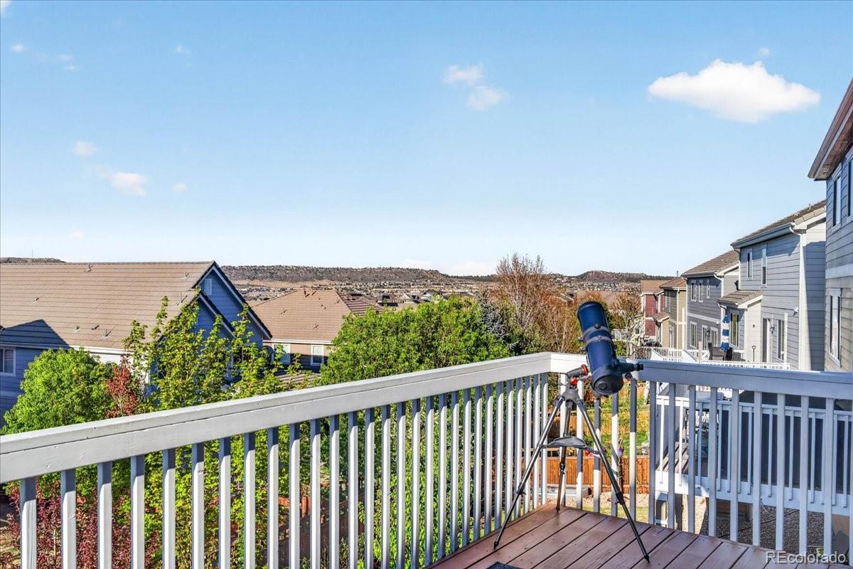 2827 Deerfoot Way