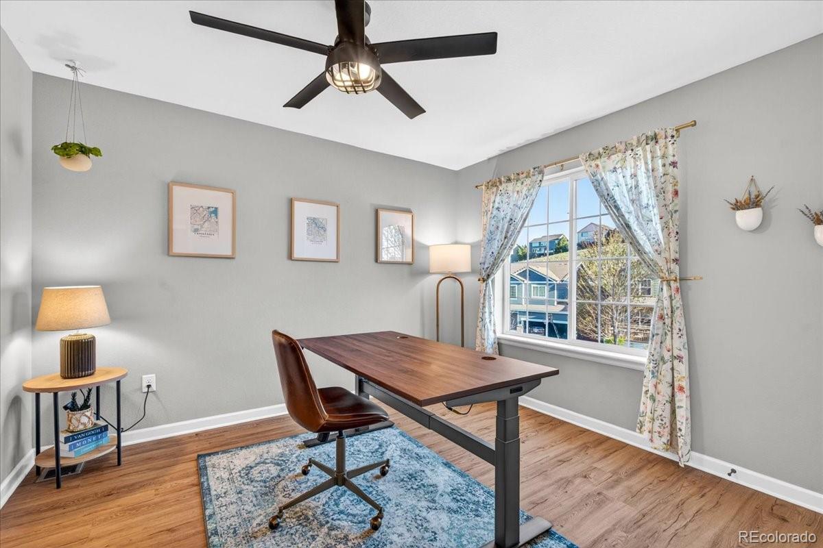 2827 Deerfoot Way