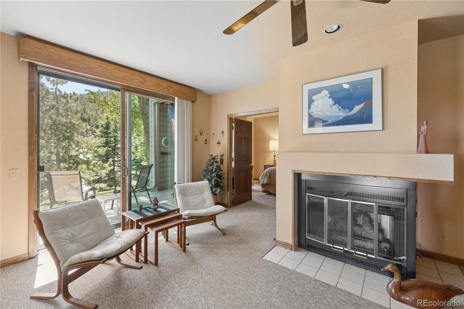 752 Ridgeside Drive