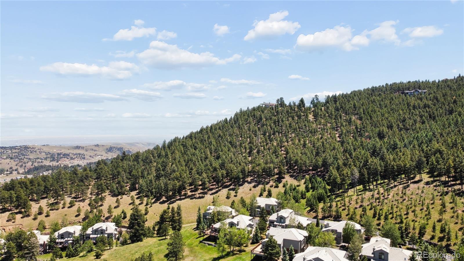 752 Ridgeside Drive