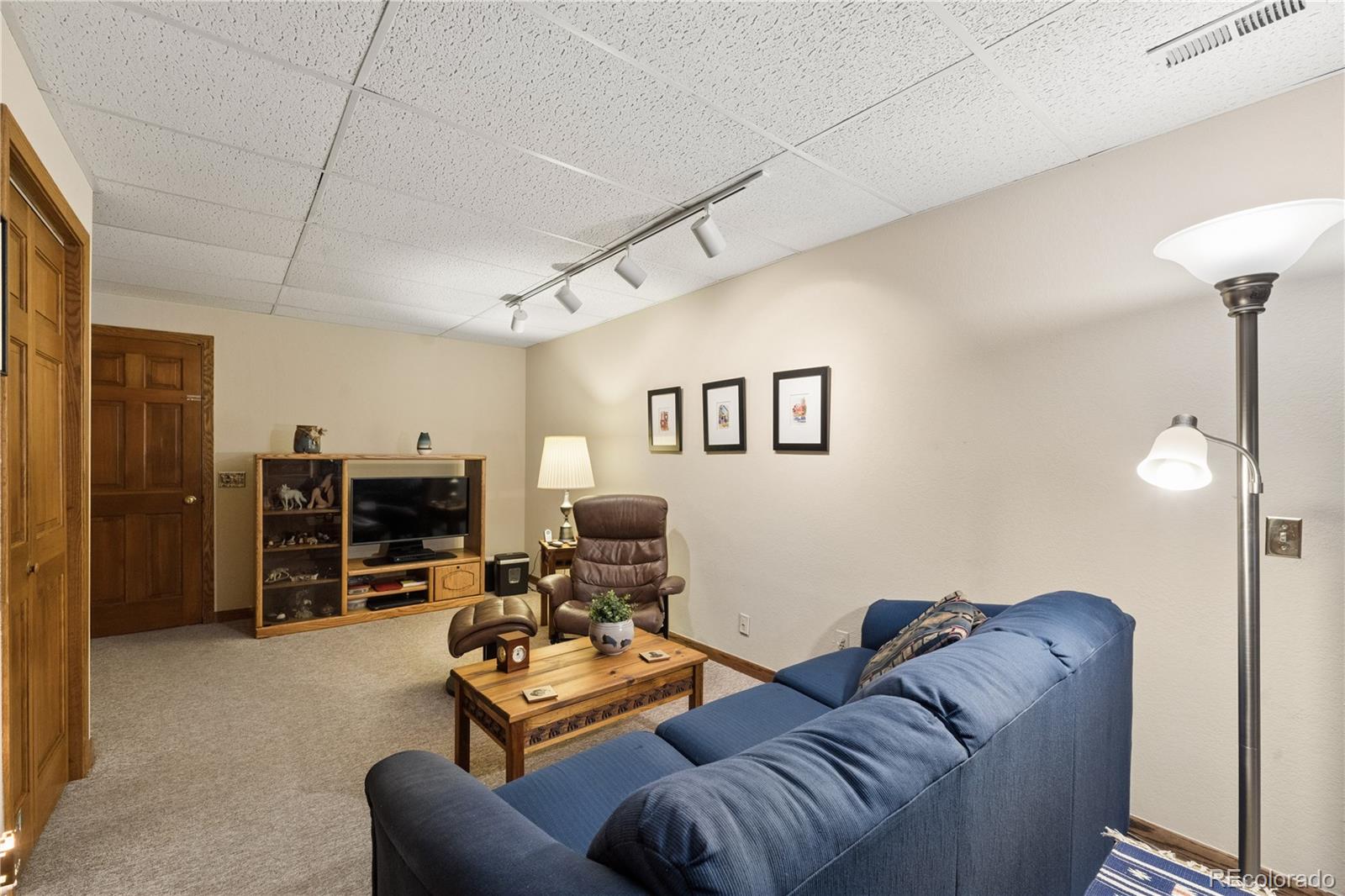 752 Ridgeside Drive