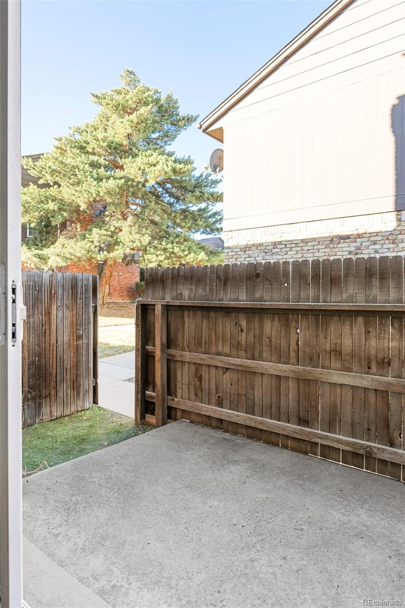 3855 S Monaco Parkway Unit: 106
