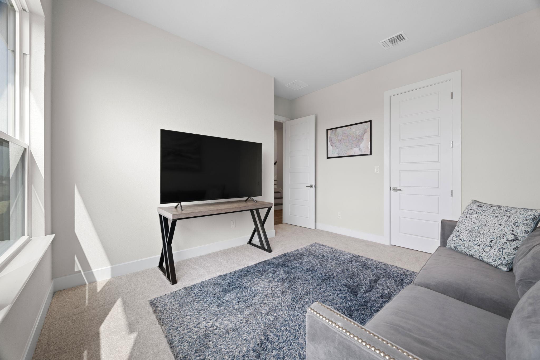 8 Doverland DR