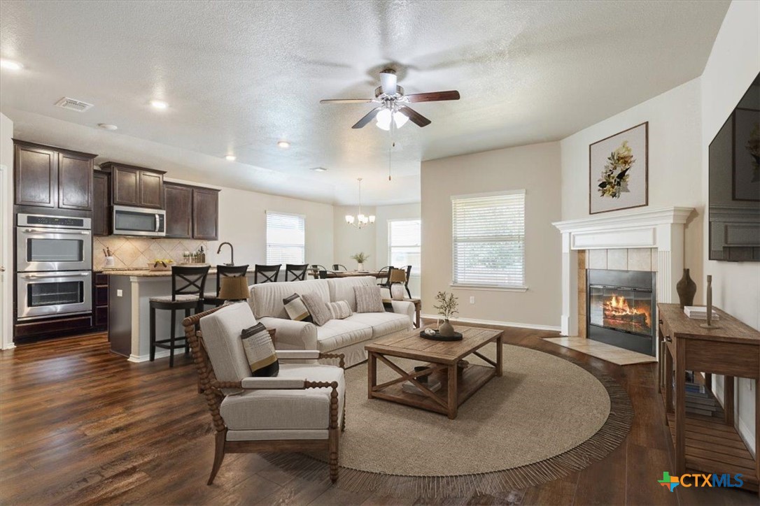 5807 Ambrose Circle