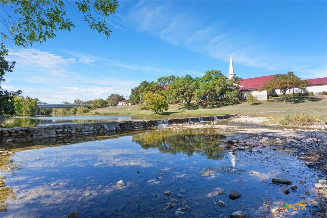 20 Rock Creek Drive