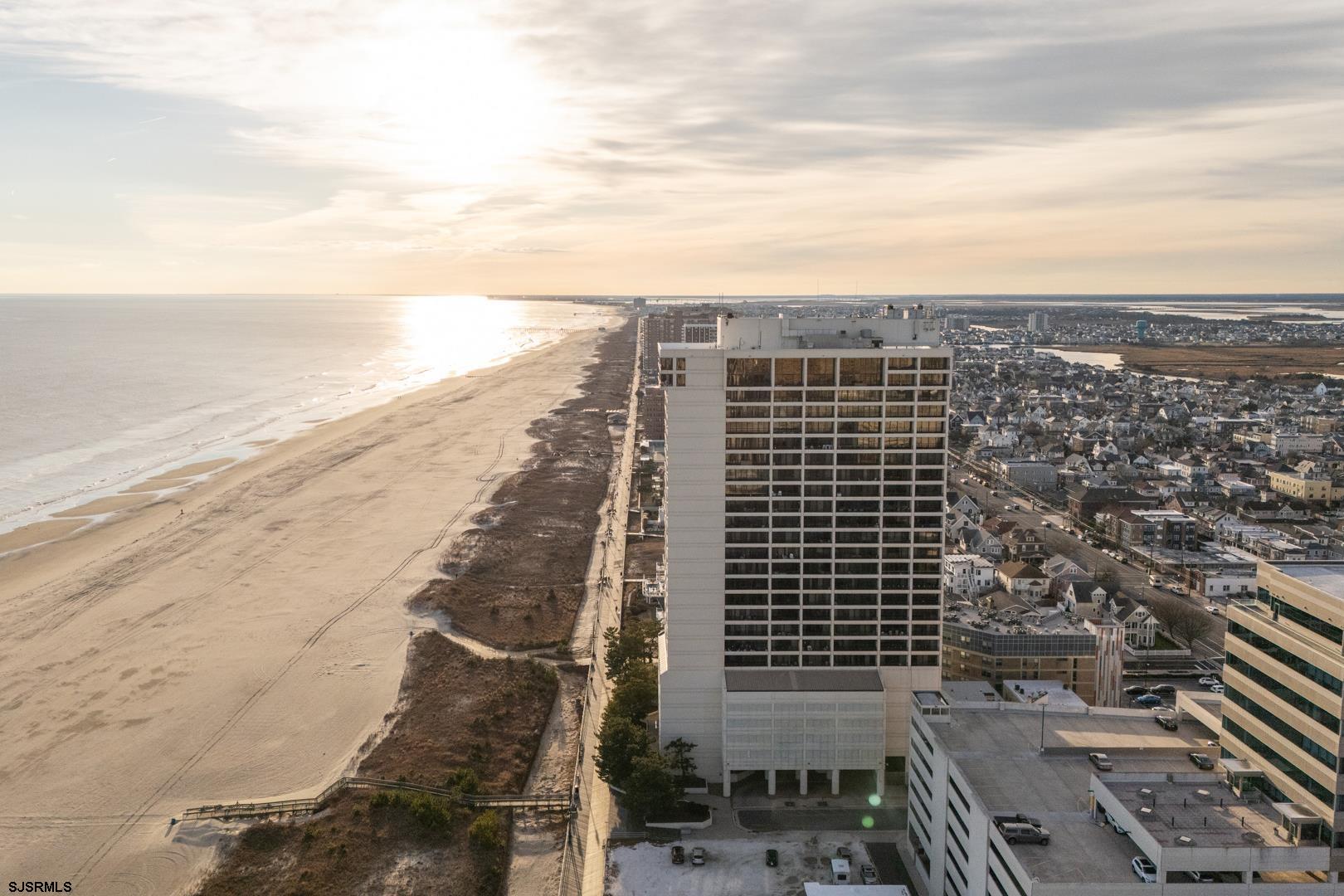 3851 Boardwalk Unit: 1805