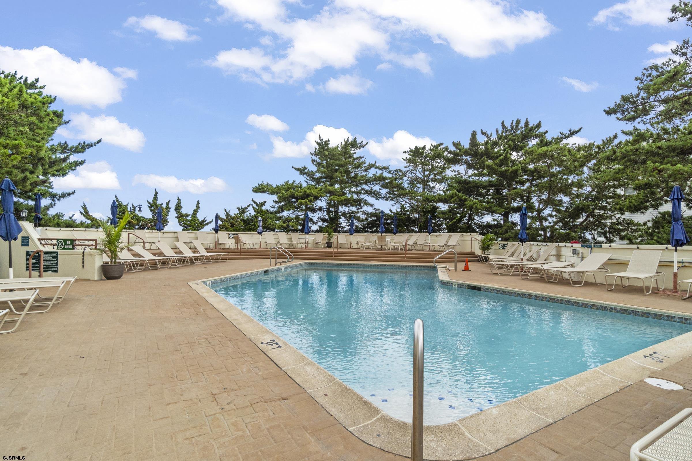 3851 Boardwalk Unit: 2212