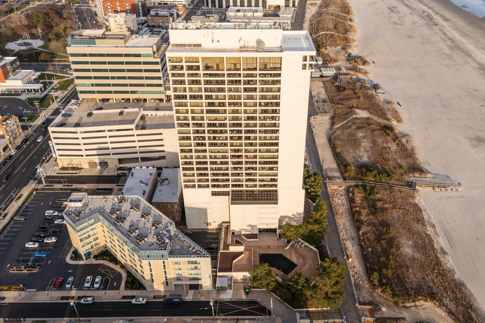 3851 Boardwalk Unit: 2212